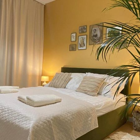 Green Park Apartament Пшемишъл Екстериор снимка