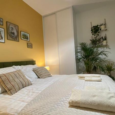 Green Park Apartament Пшемишъл Екстериор снимка