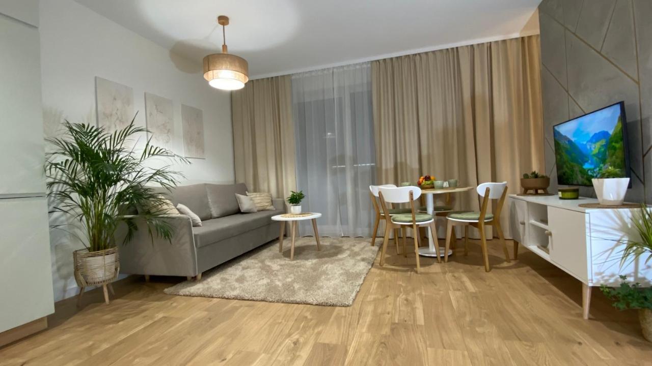 Green Park Apartament Пшемишъл Екстериор снимка