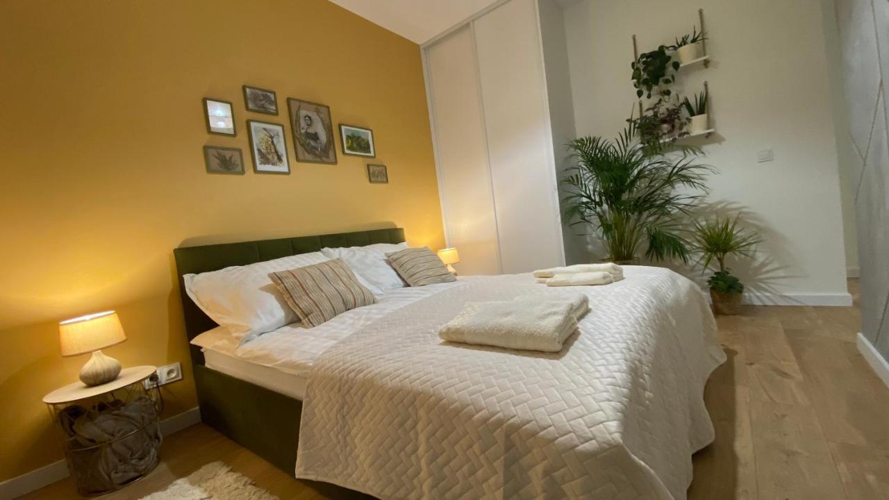 Green Park Apartament Пшемишъл Екстериор снимка